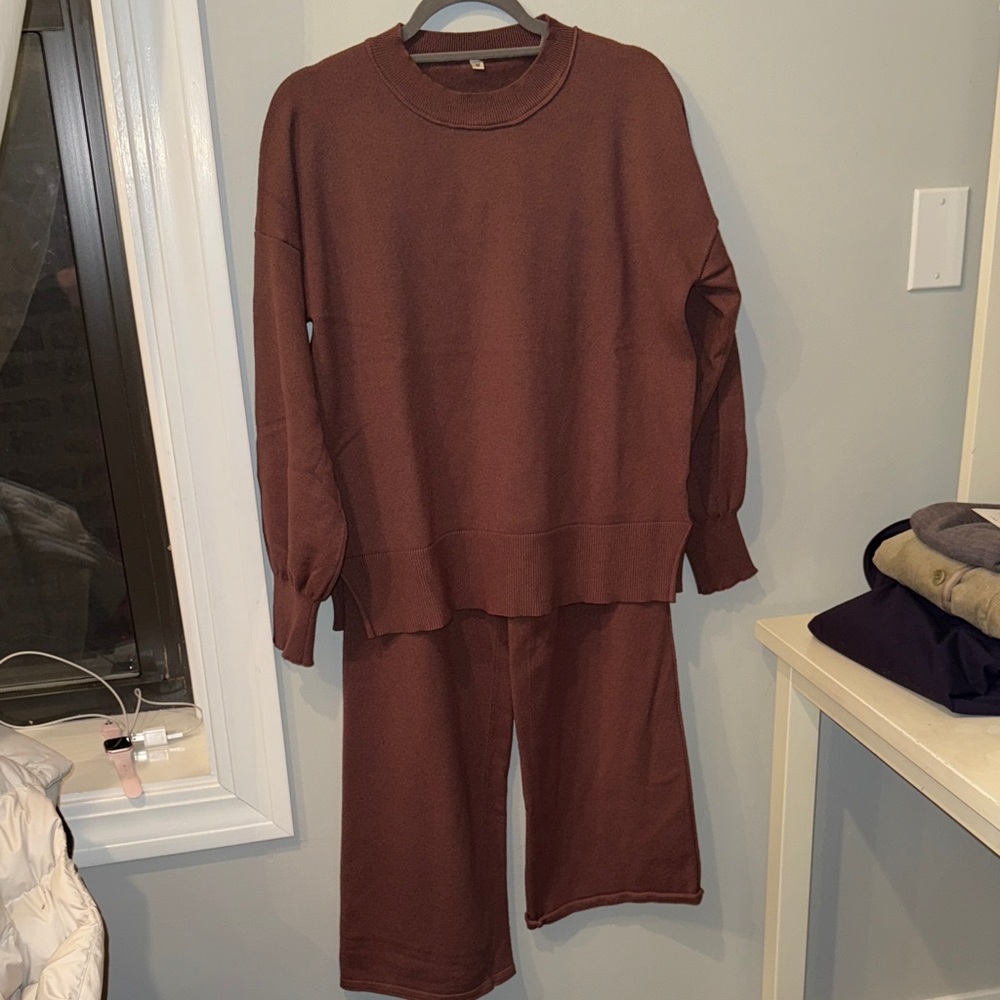 Evereve Brown Sweater Set